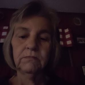 Meet your Posher, Pam